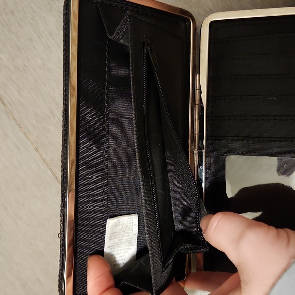 Black sequin wallet purse - Picture 4 of 4